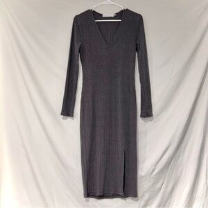 ASTR The Label Ribbed V-Neck Long Sleeve Charcoal Gray Midi Dress